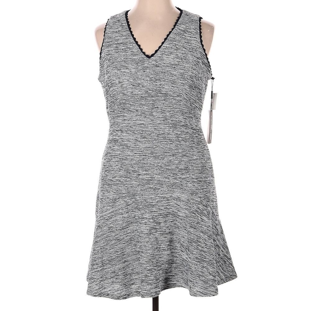 NWT Karl Lagerfeld Paris Dress Size 14‎